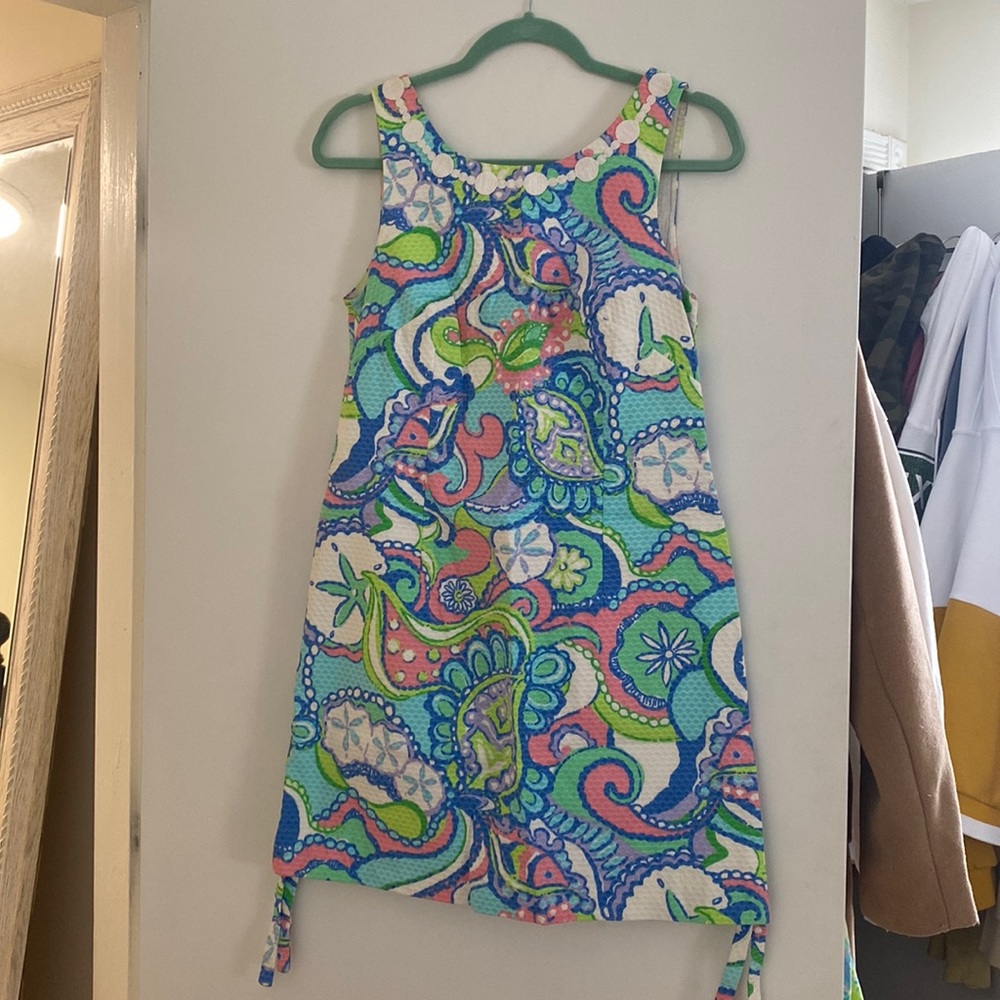 Lilly Pulitzer shift dress size 6- great condition!